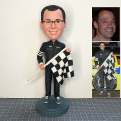 Customized Bobblehead With F1 Chequered Flag, Custom Made Car Racer Bobbleheads, Great Gifts For F1 Racer, Cheap Custom Bobbleheads Race Car